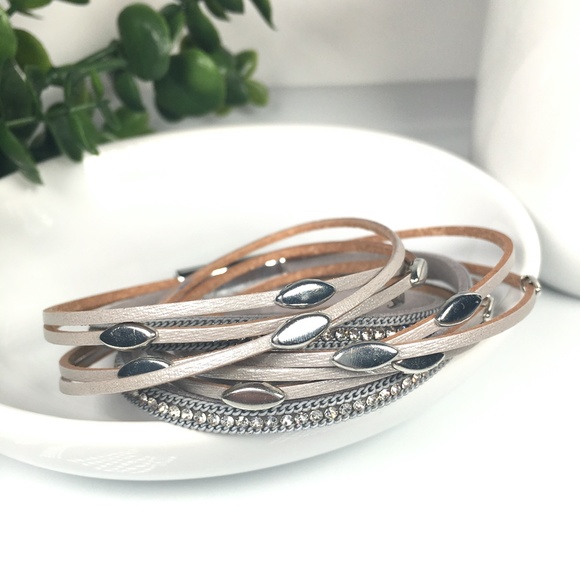 Silver Leather Wrap Bangle Magnet Bracelet - Picture 6 of 6